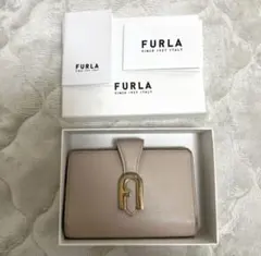 フルラ財布