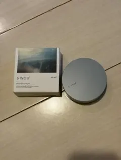 & WOLF リキッドファンデーション コンパクト