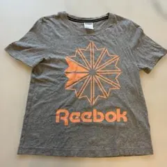 リーボックReebok classicグレー TシャツMサイズ