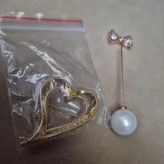 アンドラブのハート型ブローチと パールリボンピンセット