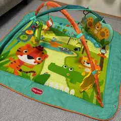 ベビージム　プレイマット　ベビー　おもちゃ　タイニーラブ