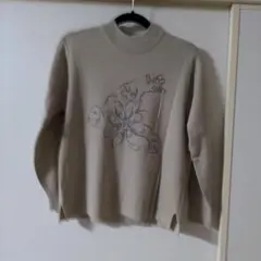 トップス　セ−タ−