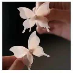 ヘアアクセサリー　ヘアピン　クリップ　成人式　卒業式　卒園　発表会　バタフライ