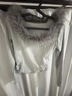ファー付き 長袖 トップス