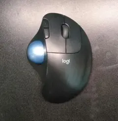 Logitech ERGO M575 トラックボール本体
