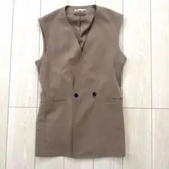 ZARA ベスト ジレ ベージュ Sサイズのサムネイル