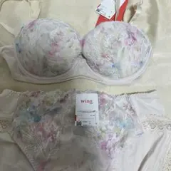 Wacoal 花柄ブラジャーショーツセット C65