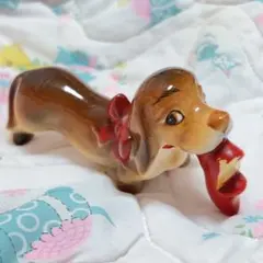 陶器製と思われるダックスフンドの置物　犬の置物　フィギュア　インテリア　オブジェ 陶器製と思われるダックスフンドの置物 犬の置物 フィギュア