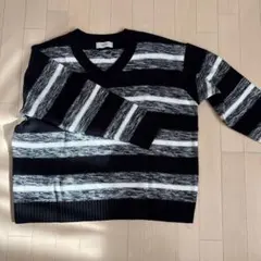 ボーダー　Vネック ニットセーター