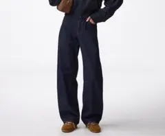 GU バレルレッグジーンズ　ネイビー