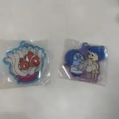 新品　インサイド・ヘッドよろこびとかなしみのキーホルダー&ファインディングニモ