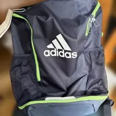 アディダス　キッズリュックサック