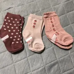 ベビー靴下 3足セット ドット いちご