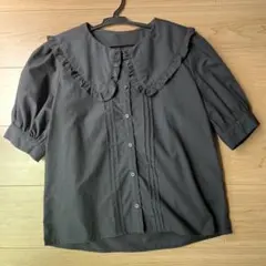 最終値下げ❗️ レディース　フリル付き襟　ブラックシャツ