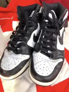 ダンクハイ スニーカー