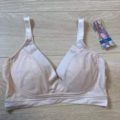 新品タグ付き HugMe Bralette ブラレット L ローズベージュのサムネイル