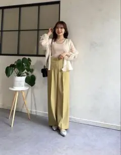 thevon ウエストジップタックパンツ イエロー