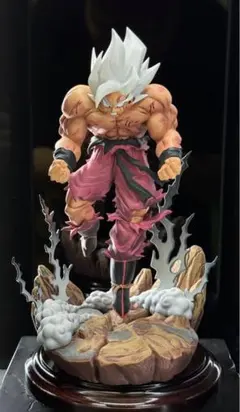 くまきちドラゴンボール　孫悟空　スーパーサイヤ人5ガレージキッドフィギュア ドラゴンボール 孫悟空 スーパーサイヤ人5 ガレージキッド フィギュア