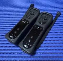 ★wiiリモコンブラック＆ブラック カバーストラップ付 清掃・除菌済みセット★