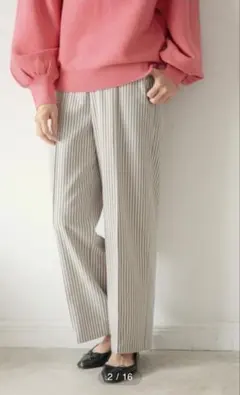 ハタラク7DAYSパンツ　ストライプ柄ストレートパンツ　グレイッシュベージュ