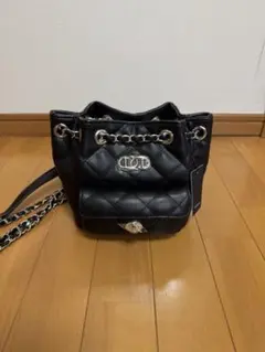 EMODA QUILTING CHAIN BACK PACK ブラックのサムネイル