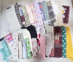 多様な柄の布地セット 約30枚