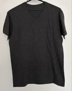 UNIQLO ダークグレー Vネック Tシャツ S