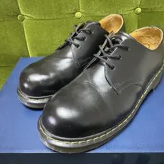 ドクターマーチン3ホール　鉄心有
