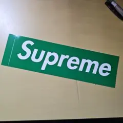 Supreme 24FW GREEN BOX LOGO ステッカーのサムネイル