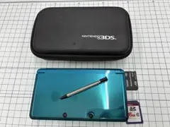ニンテンドー3DS 本体 ターコイズ　ケース　SDカード付き