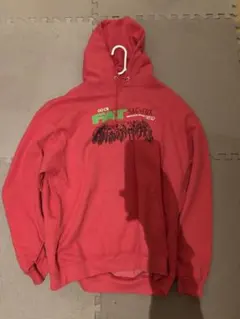 赤いフード付きパーカー グラフィックプリント