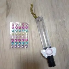 剣型キーホルダー ハート型シール付き