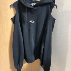 FILA 黒 パーカー