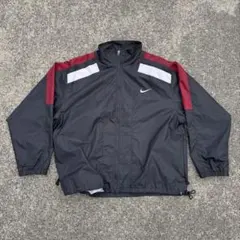 nikeナイロンジャケット