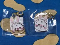 ちいかわ　チャーム　うさぎ