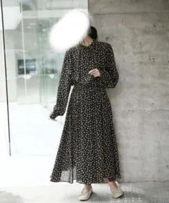 LOWRYS FARM花柄黒長袖シャツワンピース