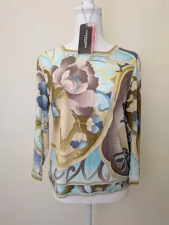 極美品　レオナール カーディガン カンカン シルク 金ボタン トリム 花柄 極美品✨レオナール カーディガン カンカン シルク 金ボタン