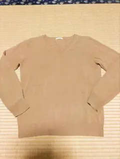 GU レディース　薄手ニット　Mサイズ