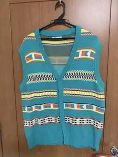 ZARA ニットベスト Vネック　レディース　メンズ