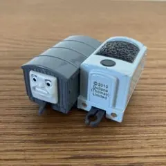 カプセルプラレール トーマス 車両2点セット