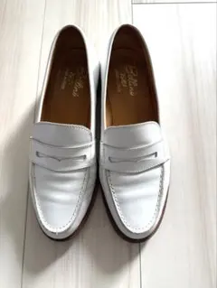 美品　Diego Bellini ホワイトレザー ローファー 38のサムネイル