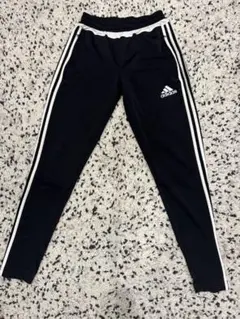 adidas ストライプジャージパンツ 黒
