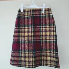 良品！【YORKLAND】マルチカラーチェック セミタイトスカート