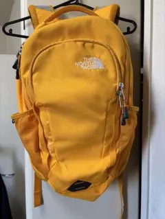 THE NORTH FACE VAULT イエローリュック