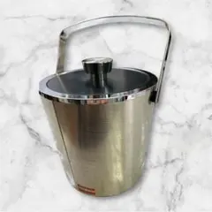 Item thumbnail for item bab1027d-1948-42b7-9427-79d10b7f1e23