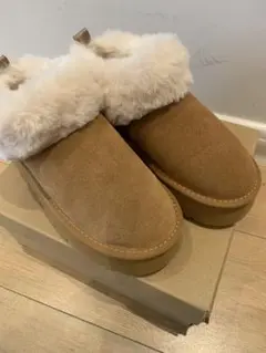UGG ブラウン サボサンダル 厚底