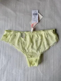 AMOSTYLE by Triumph Tanga Mサイズ 新品タグ付き umのサムネイル