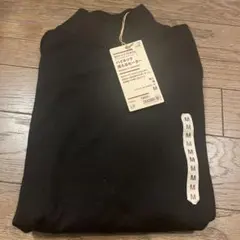 無印良品　ハイネック洗えるセーター