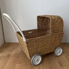 Item thumbnail for item 88d4076a-8e1a-4c6c-8273-99737bab016e