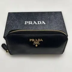 プラダ　キーケース